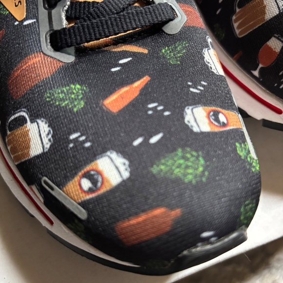 Brooks Women's Run Hoppy Ghost 7.5 medium - Picture 4 of 11